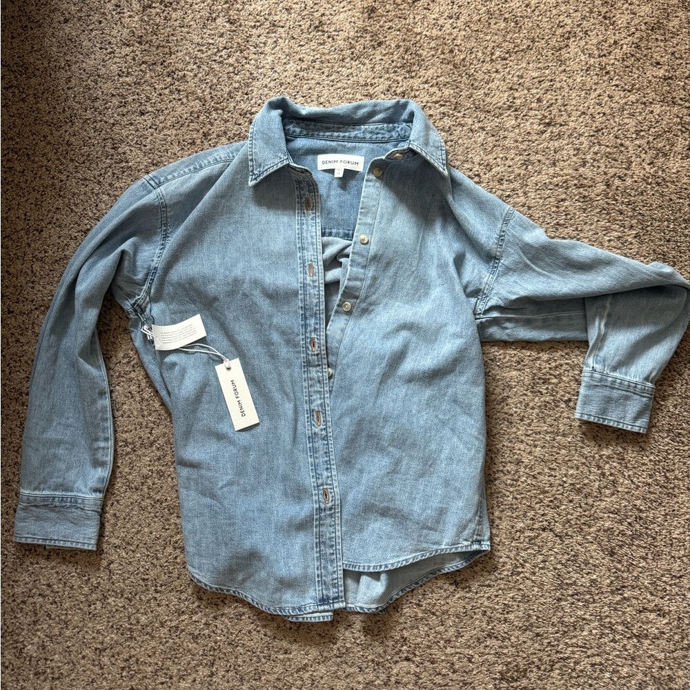 aritzia 90’s vintage denim shirt